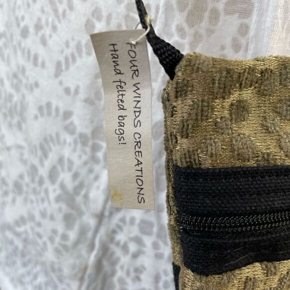Four Winds Creations Hand Felted Crossbody Purse EUC - Picture 3 of 4